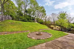 305 Victoria Dr, Monroeville, PA 15146 - Photo 37