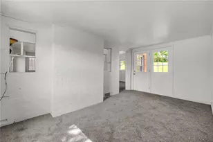 3809 Greensburg Pike, Pittsburgh, PA 15221 - Photo 13