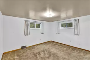 237 Byron Rd, Ross Twp, PA 15237 - Photo 9