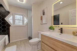 100 5th Ave, Latrobe, PA 15650 - Photo 15