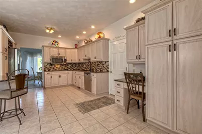 131 Mount Vernon Dr, Elizabeth Twp/Boro, PA 15135 - Photo 11