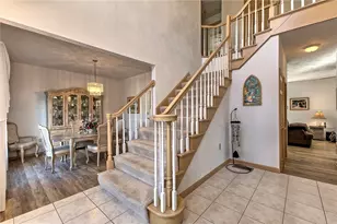 131 Mt Vernon Dr, Elizabeth Twp/Boro, PA 15135 - Photo 3