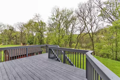 699 Surfside Dr, Pittsburgh, PA 15239 - Photo 11