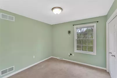 699 Surfside Dr, Pittsburgh, PA 15239 - Photo 25