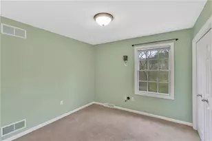 699 Surfside Dr, Pittsburgh, PA 15239 - Photo 25