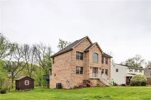 699 Surfside Dr, Pittsburgh, PA 15239 - Photo 31