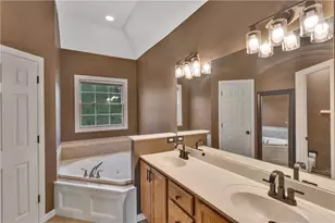 699 Surfside Dr, Pittsburgh, PA 15239 - Photo 21