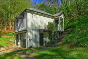 687 Valley Rd, Harmony Township, PA 15003 - Photo 35
