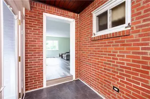 105 Parkview Rd, Ross Twp, PA 15237 - Photo 5