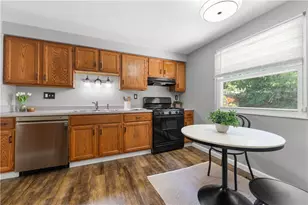 228 Horseshoe Cir, South Fayette, PA 15017 - Photo 11