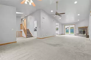2757 Edith St, Lower Burrell, PA 15068 - Photo 5