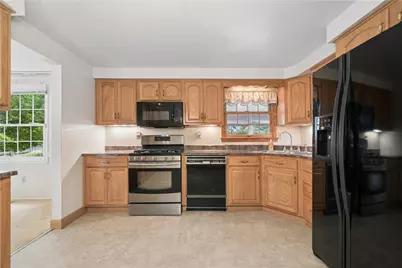 2125 Berkshire Drive, Monroeville, PA 15146 - Photo 9