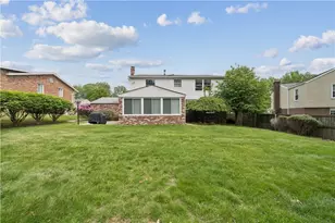 2125 Berkshire Dr, Monroeville, PA 15146 - Photo 35