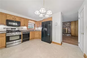 2125 Berkshire Dr, Monroeville, PA 15146 - Photo 15