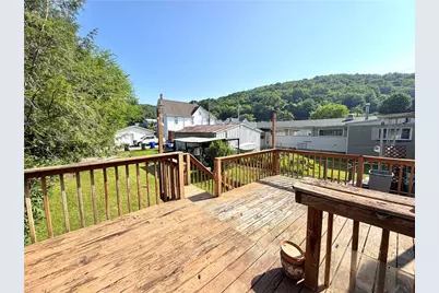 121 Elizabeth Ave, Evans City, PA 16033 - Photo 25