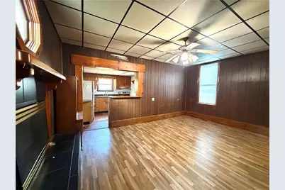 121 Elizabeth Ave, Evans City, PA 16033 - Photo 9