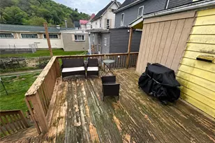121 Elizabeth Ave, Evans City, PA 16033 - Photo 5
