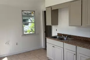 2054 Mazette Pl, Pittsburgh, PA 15205 - Photo 3