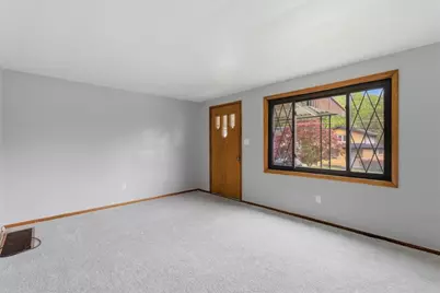 148 Dorothy Dr, Pittsburgh, PA 15235 - Photo 7