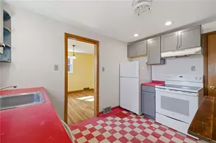 1136 Peermont Ave, Pittsburgh, PA 15216 - Photo 29