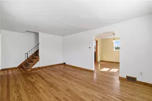 1136 Peermont Ave, Pittsburgh, PA 15216 - Photo 23