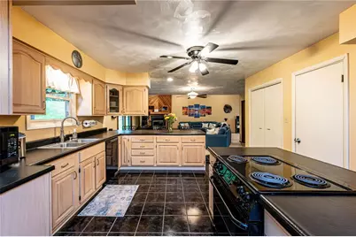 691 Adele Dr, North Huntingdon, PA 15642 - Photo 33