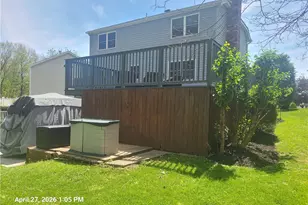 1517 N Randolph Dr, Jefferson Hills, PA 15025 - Photo 3