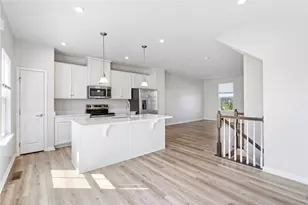 6003 Atlin Ln, Monaca, PA 15061 - Photo 9