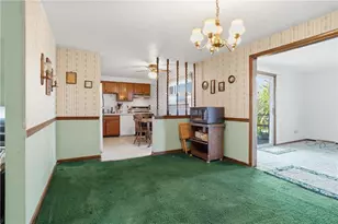 7730 Oak St, Ross Twp, PA 15237 - Photo 9