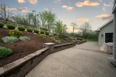 657 Lakeview Dr, South Strabane, PA 15301 - Photo 11