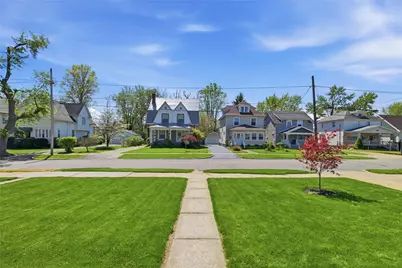 221 E Edgewood Avenue, New Castle, PA 16105 - Photo 23