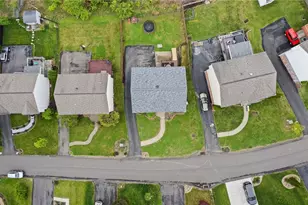 137 John Dr, Cecil, PA 15317 - Photo 39