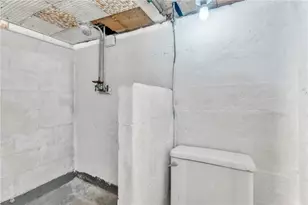 2444 Dewey St, Homestead, PA 15120 - Photo 25