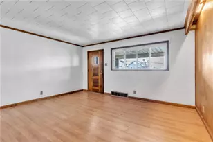 2444 Dewey St, Homestead, PA 15120 - Photo 13