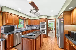2955 Skyline Dr, Hampton, PA 15101 - Photo 13