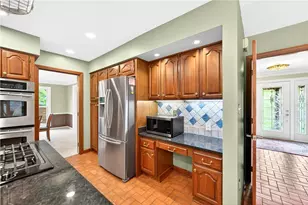 2955 Skyline Dr, Hampton, PA 15101 - Photo 17