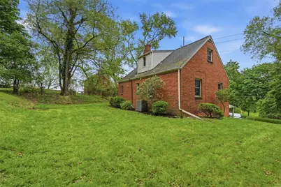 131 Manor Rd, Pine Township, PA 15090 - Photo 23