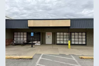 303 W Barr St, McDonald, PA 15057 - Photo 1