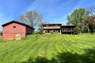 880 Pizza Barn Rd, Derry Township, PA 15717 - Photo 9