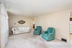 1329 Overdale Dr, West Homestead, PA 15120 - Photo 7