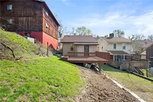 529 Windsor Ave, Pittsburgh, PA 15221 - Photo 27