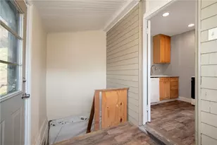 529 Windsor Ave, Pittsburgh, PA 15221 - Photo 23
