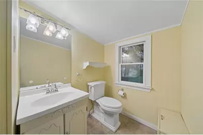 665 Main Street, North Huntingdon, PA 15642 - Photo 17