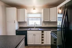 434 Mary St, Jeannette, PA 15644 - Photo 13