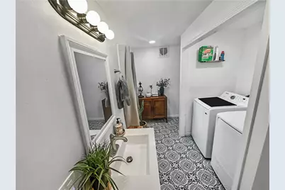 4052 Vinceton St, Observatory Hill, PA 15214 - Photo 21