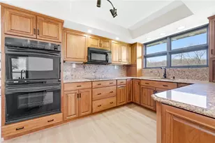 102 Peasant Village Ln, Belle Vernon, PA 15012 - Photo 23