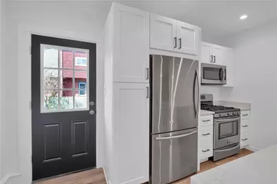 3219 Kennett Sq, Pittsburgh, PA 15213 - Photo 17