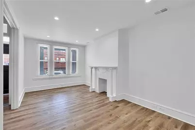 3219 Kennett Sq, Pittsburgh, PA 15213 - Photo 9