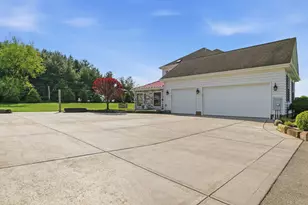 595 Scott Ridge Rd, Lancaster Township, PA 16037 - Photo 5