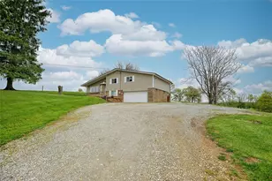 4218 Henderson Ave, Mt Pleasant Twp, PA 15340 - Photo 31